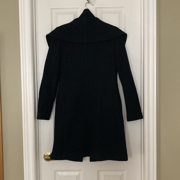 Club Monaco wool coat lined - Picture 4 of 4